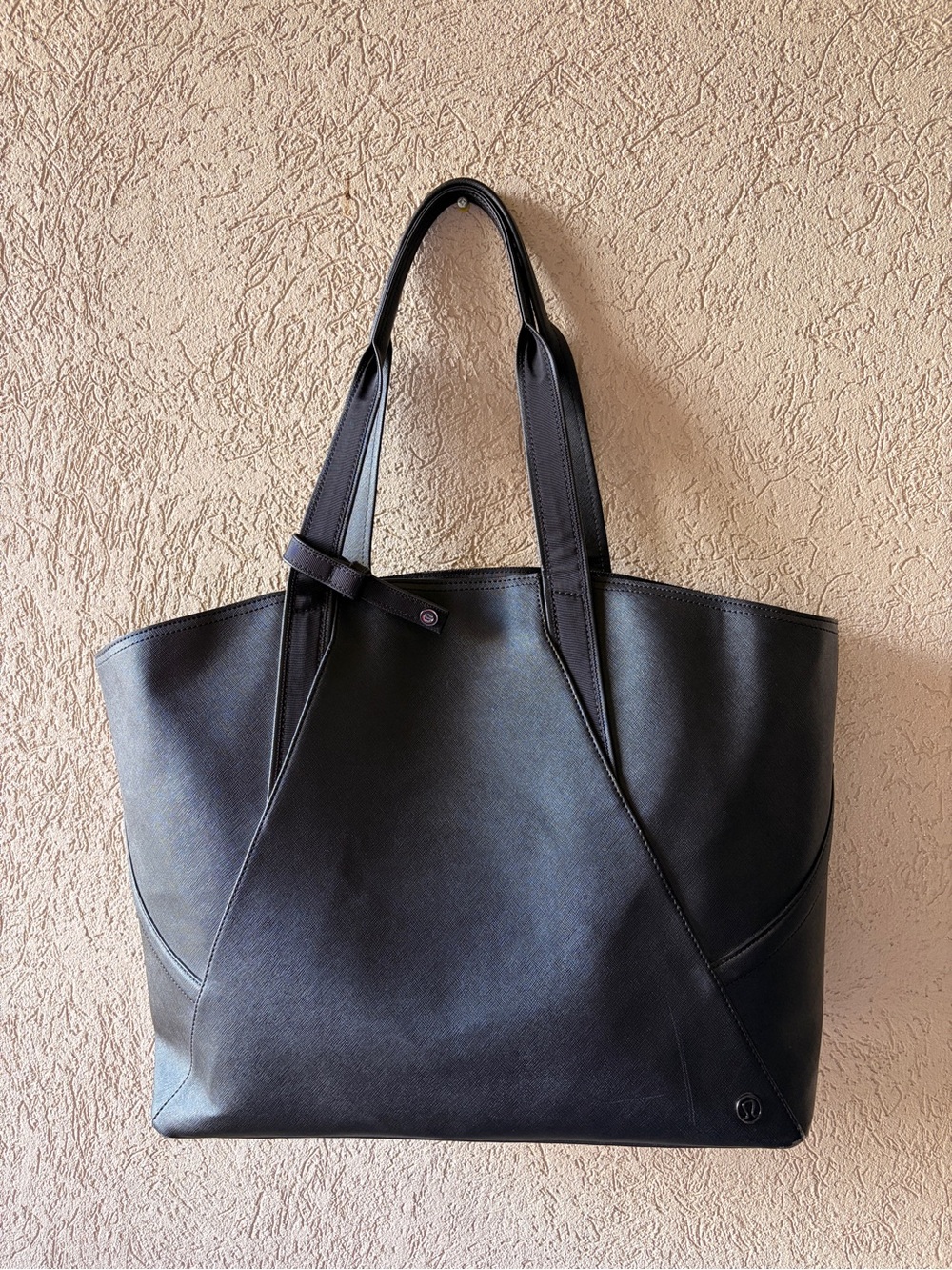 Lululemon tote bag
